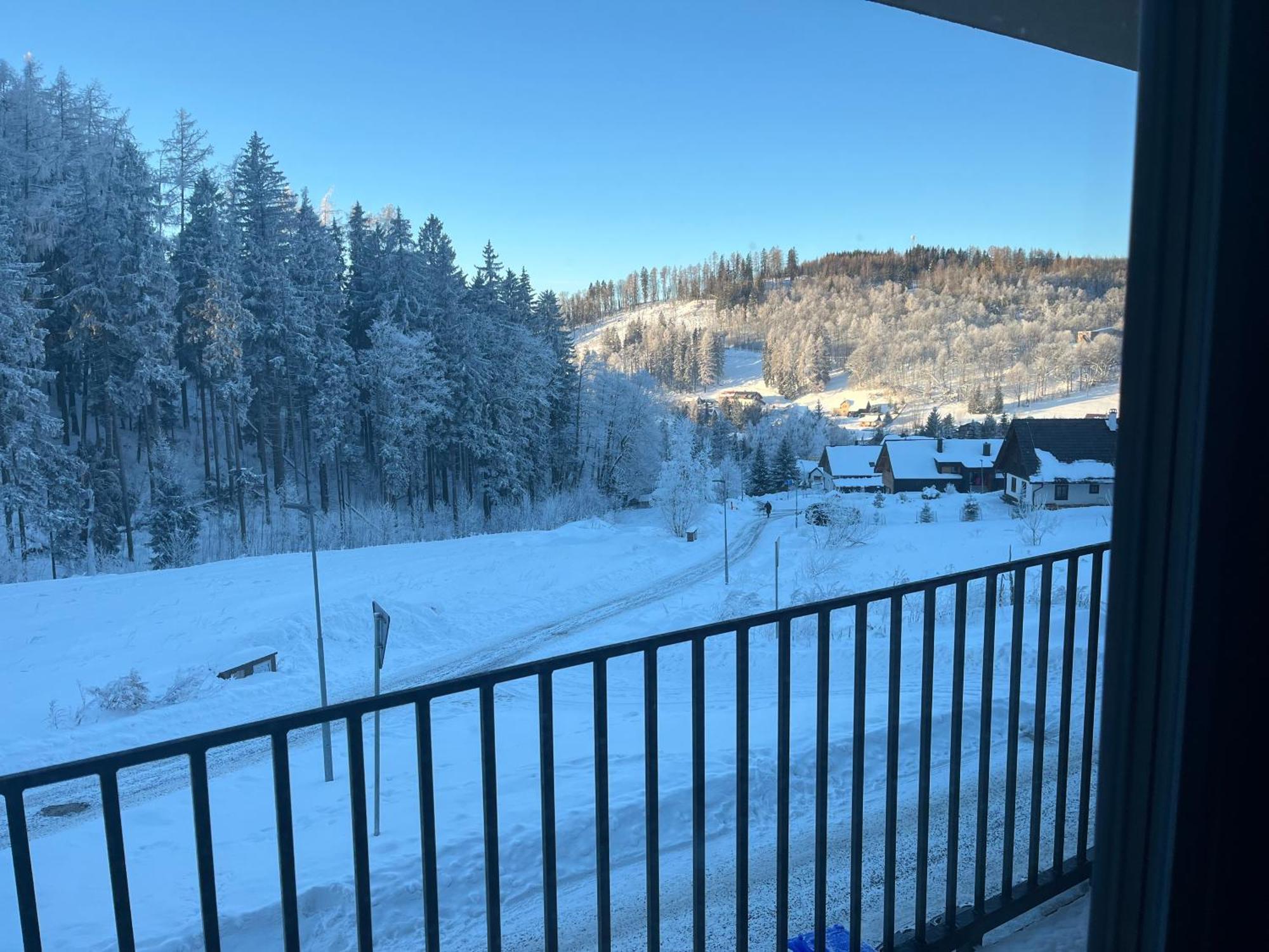 Apartman Hruska Černý Dŭl Exterior foto